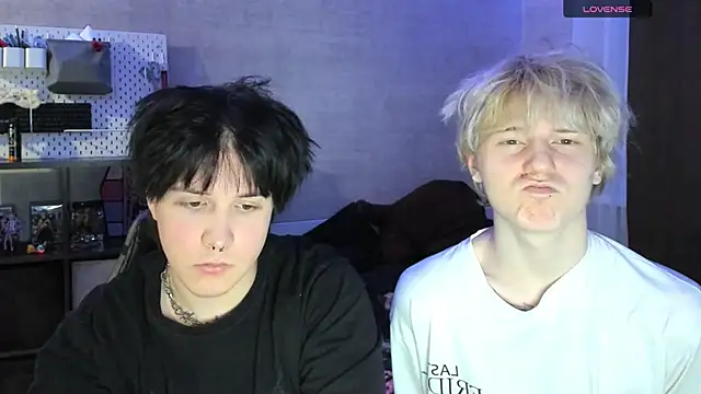 Snapshot of miya_meow_miku chatting on November 2025 04:43:02 PM miya meow miku online show from November 2025 04:43:02 PM