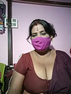 Snapshot of me-pari-hu chatting on June 2026 05:03:01 PM me-pari-hu online show from June 2026 05:03:01 PM