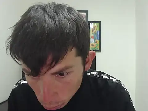 Snapshot of albeirothh chatting on November 2025 03:38:02 PM albeirothh online show from November 2025 03:38:02 PM