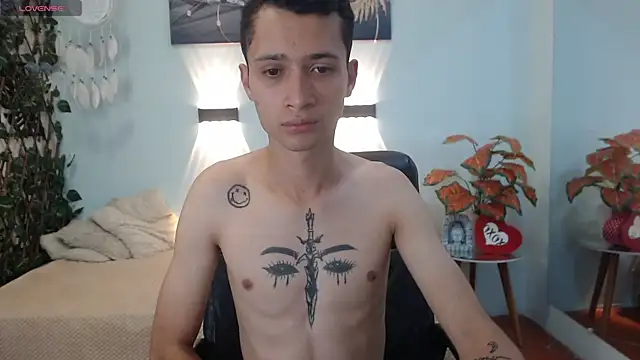 LucassSmith11 online show from December 2025 11:26:02 AM