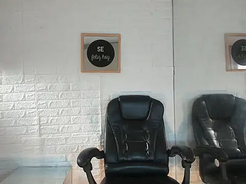 Snapshot of Brianna_Cute chatting on December 2025 12:54:01 PM Brianna Cute online show from December 2025 12:54:01 PM