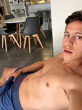 Emanueldickarg online show from December 2025 06:50:01 PM