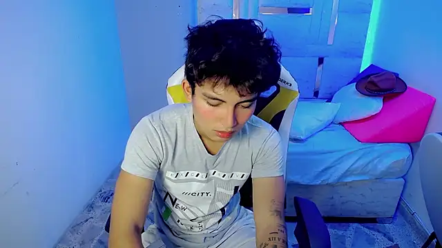 Green XoX online show from January 2026 02:11:01 PM