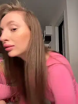 elloriah online show from April 2026 07:58:01 PM