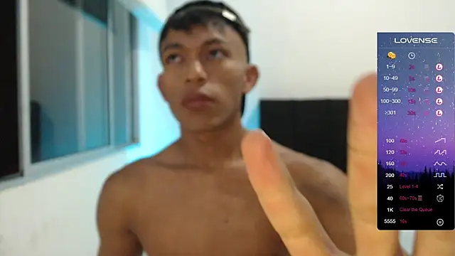 santinaughty online show from December 2025 12:07:01 AM