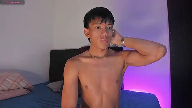 santinaughty online show from February 2026 03:22:02 AM