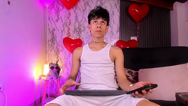 Jake beach  online show from February 2026 04:14:02 PM