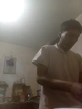 bebicho11 online show from December 2025 05:46:01 AM