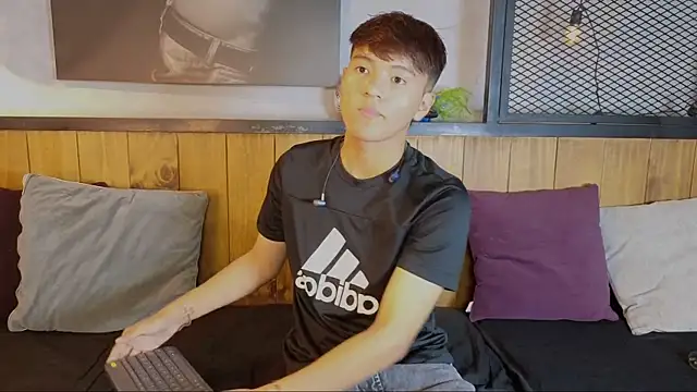 isaac grimm online show from March 2026 03:12:01 AM