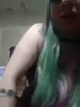 spunfoxxx online show from March 2026 06:03:01 PM