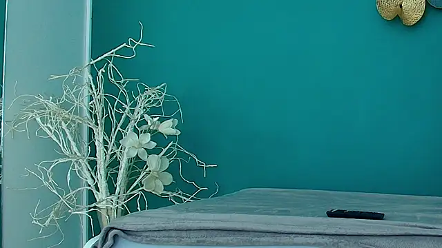 RoxanneJoy online show from April 2026 04:35:01 AM