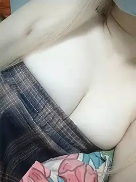 miniiceyya online show from April 2026 05:05:02 PM