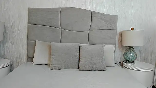 Naomii BDSM online show from February 2026 01:51:01 PM