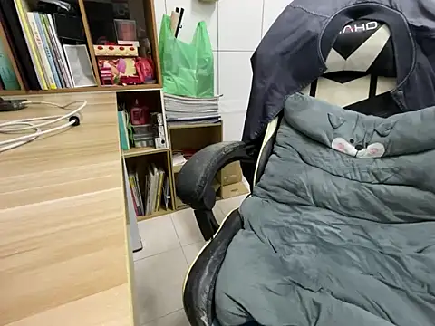 hiiiizzzz online show from February 2026 04:07:02 PM