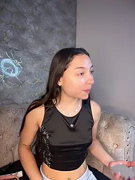 Mia Luxor online show from July 2026 11:39:02 AM