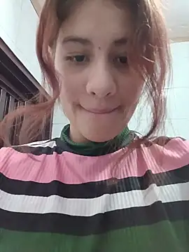 dakota021 online show from December 2025 07:32:01 PM