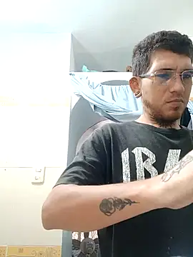 Snapshot of macarywillm chatting on March 2026 05:06:01 PM macarywillm online show from March 2026 05:06:01 PM