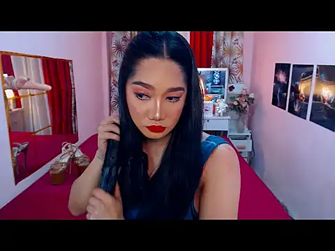UrScreenGoddess online show from June 2026 01:39:01 AM