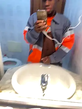 CorrectBrook76 online show from December 2025 11:45:01 PM