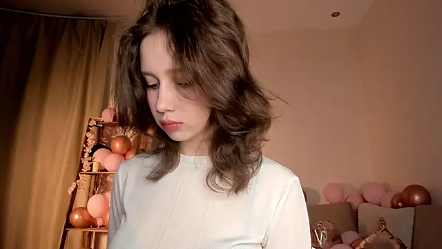 LachelleFrommer online show from February 2026 01:13:02 AM