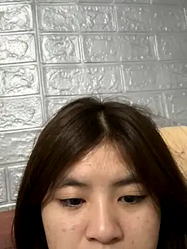 Snapshot of Cheerful-girl chatting on November 2025 06:01:01 PM Cheerful-girl online show from November 2025 06:01:01 PM