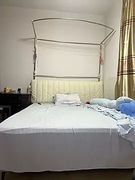 Snapshot of A-ZJunn chatting on July 2026 01:02:02 PM A-ZJunn online show from July 2026 01:02:02 PM