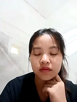 Pretty-haert online show from March 2026 12:43:02 AM