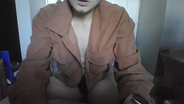 Amy01112 online show from December 2025 11:36:02 AM