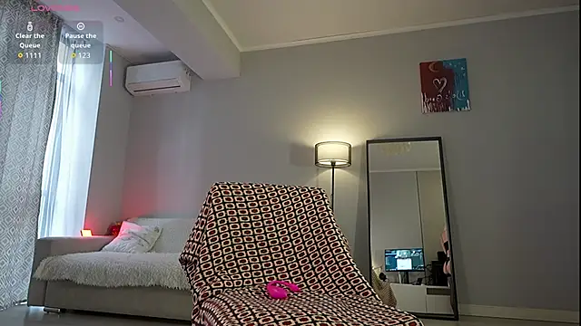 yoursecretloveee online show from February 2026 09:05:01 AM