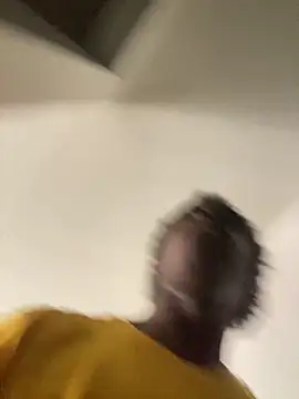 Snapshot of JaHavin- chatting on April 2026 02:35:01 PM JaHavin- online show from April 2026 02:35:01 PM