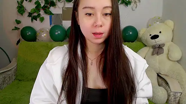 AlinaEleven online show from December 2025 11:43:01 PM