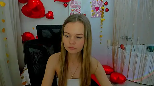 MidnighteAura online show from February 2026 02:53:01 AM