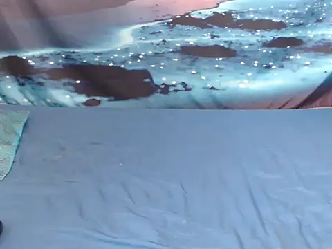 Bootyylicious online show from December 2025 11:16:02 AM