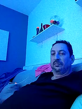 Snapshot of FocussedFreckle chatting on December 2025 12:29:01 AM FocussedFreckle online show from December 2025 12:29:01 AM