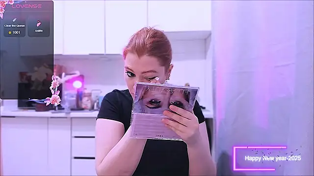 Snapshot of Ungoliant_Kiss chatting on December 2025 01:55:02 AM Ungoliant Kiss online show from December 2025 01:55:02 AM