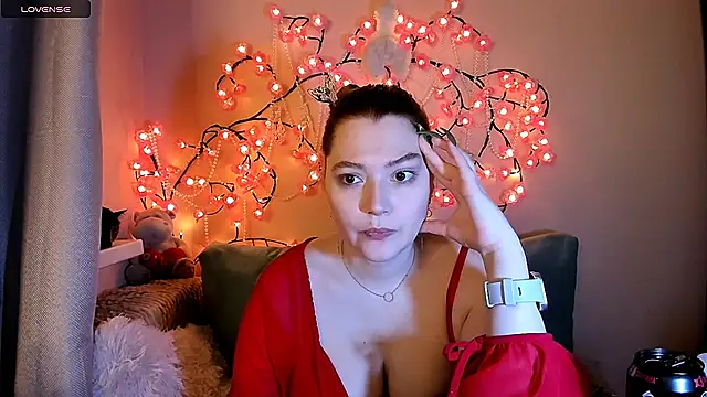 Snapshot of Ungoliant_Kiss chatting on February 2026 03:48:02 PM Ungoliant Kiss online show from February 2026 03:48:02 PM