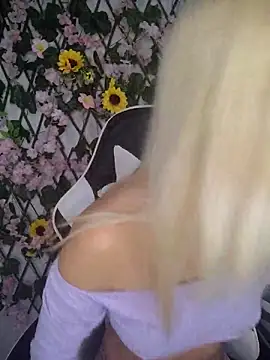 KasumiSophia online show from April 2026 12:21:01 PM