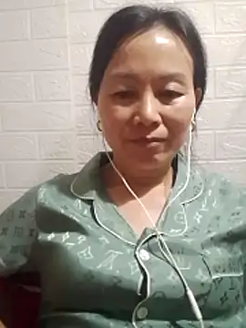 Lili-123k online show from March 2026 01:43:02 AM