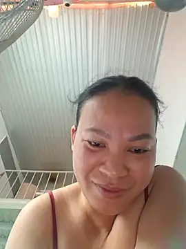 felicity chloe online show from April 2026 08:42:01 AM