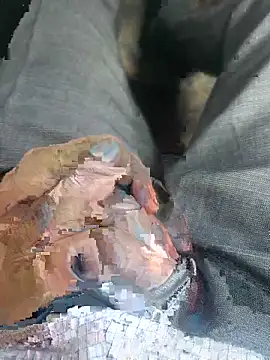 Snapshot of boysexy0000 chatting on December 2025 05:06:02 AM boysexy0000 online show from December 2025 05:06:02 AM