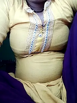 Karisma ji online show from May 2026 07:14:02 AM