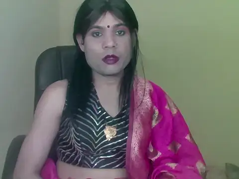 Lovely Ladyboy star online show from March 2026 09:52:01 PM