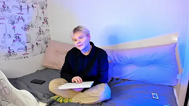 Brian Mils online show from December 2025 08:01:02 AM