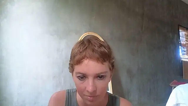 Ida-Rose online show from December 2025 05:15:02 AM