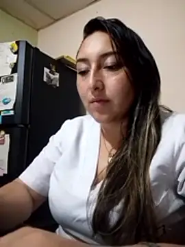 Valeria montana  online show from February 2026 12:42:02 AM