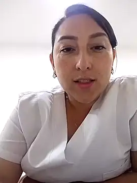 Valeria montana  online show from June 2026 05:55:01 PM