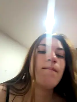 Snapshot of AlaiaSweet__ chatting on December 2025 09:52:02 PM AlaiaSweet online show from December 2025 09:52:02 PM