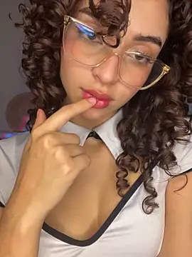 Anne Wyntheris online show from March 2026 03:45:02 AM