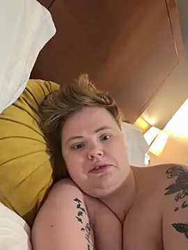 kimberlyAnnwilber96 online show from December 2025 09:54:02 PM