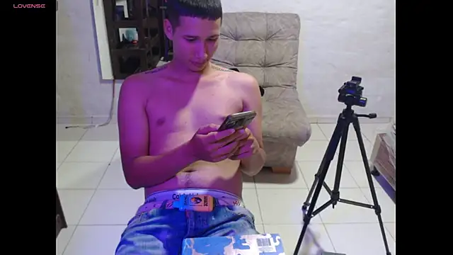 maxI dick33 online show from July 2026 01:23:01 AM